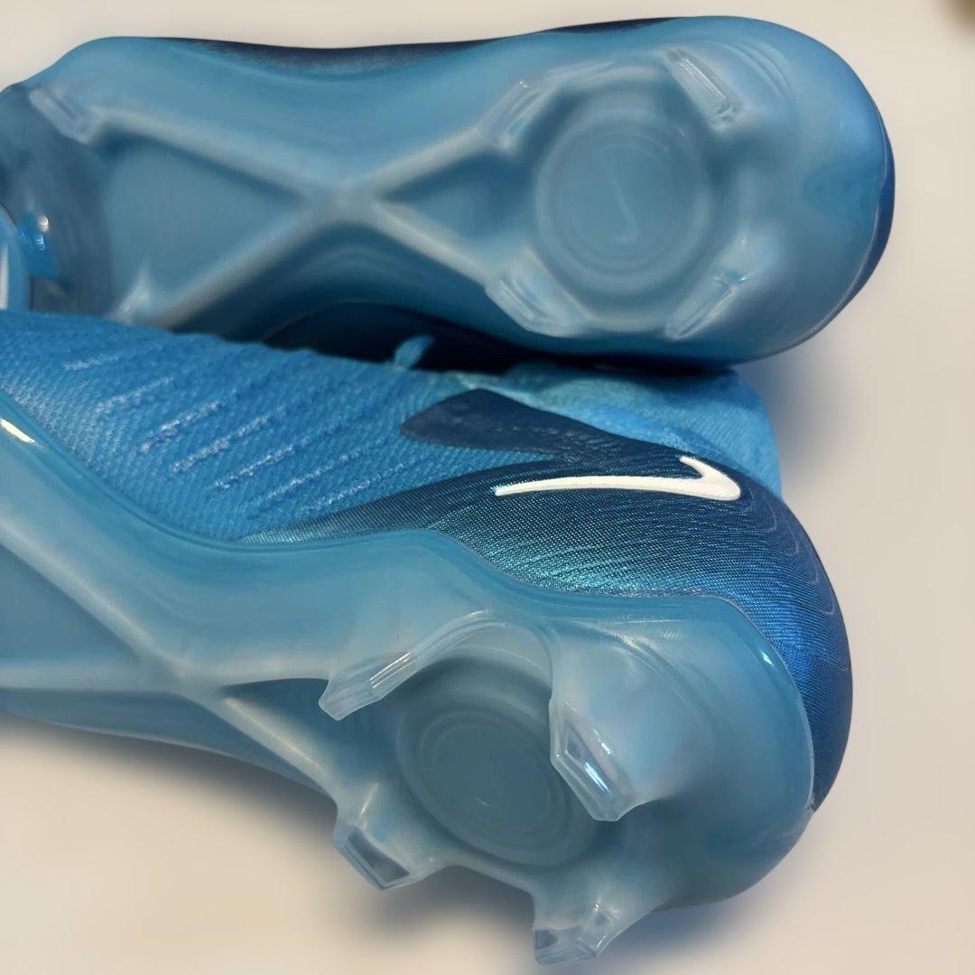 定価32230円　27.5㎝　ナイキ　ファントムルナⅡエリートFG スパイク