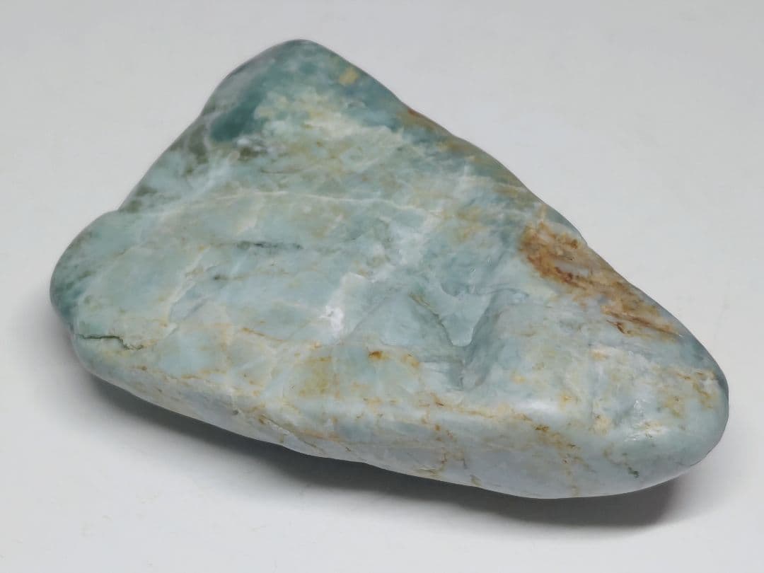 淡緑 254g 翡翠 ヒスイ 原石 鑑賞石 自然石 誕生石 鉱物 鉱石 水石