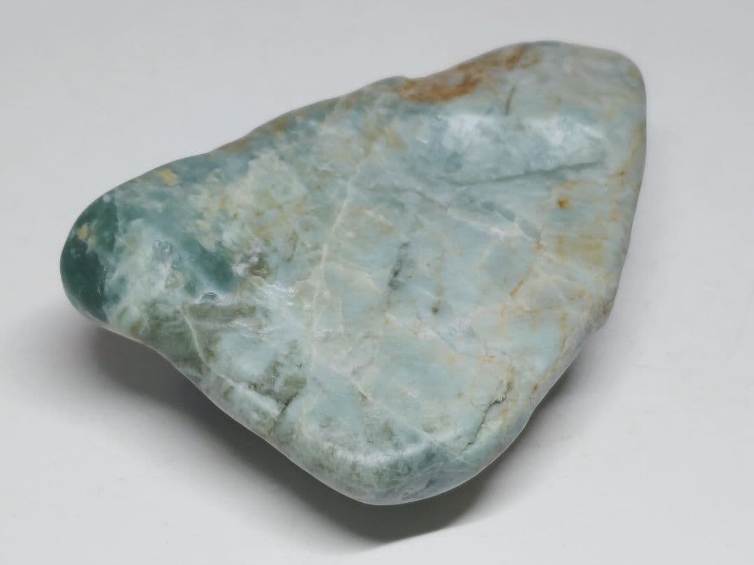 淡緑 254g 翡翠 ヒスイ 原石 鑑賞石 自然石 誕生石 鉱物 鉱石 水石