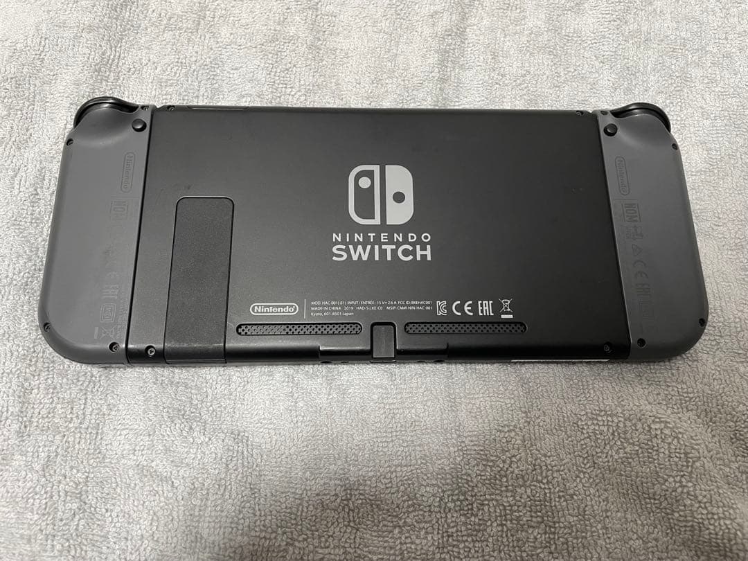 Nintendo Switch 本体 グレー おまけ付き　美品 即日発送可能
