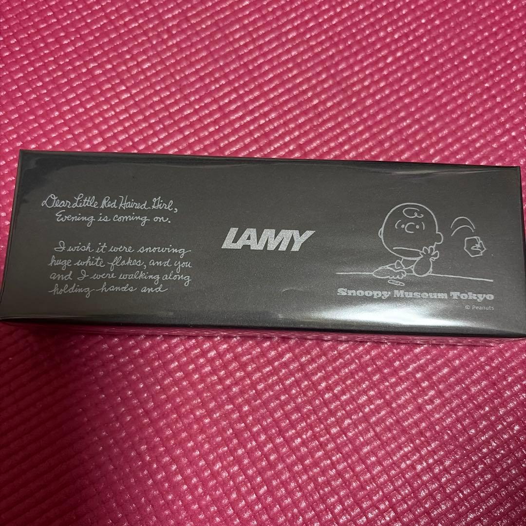 スヌーピーミュージアム限定　LAMY Safari 万年筆 スヌーピーコラボ