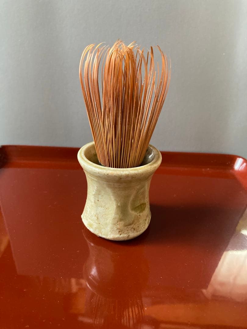 美濃焼　茶筅立て　(天正末年から江戸前期)