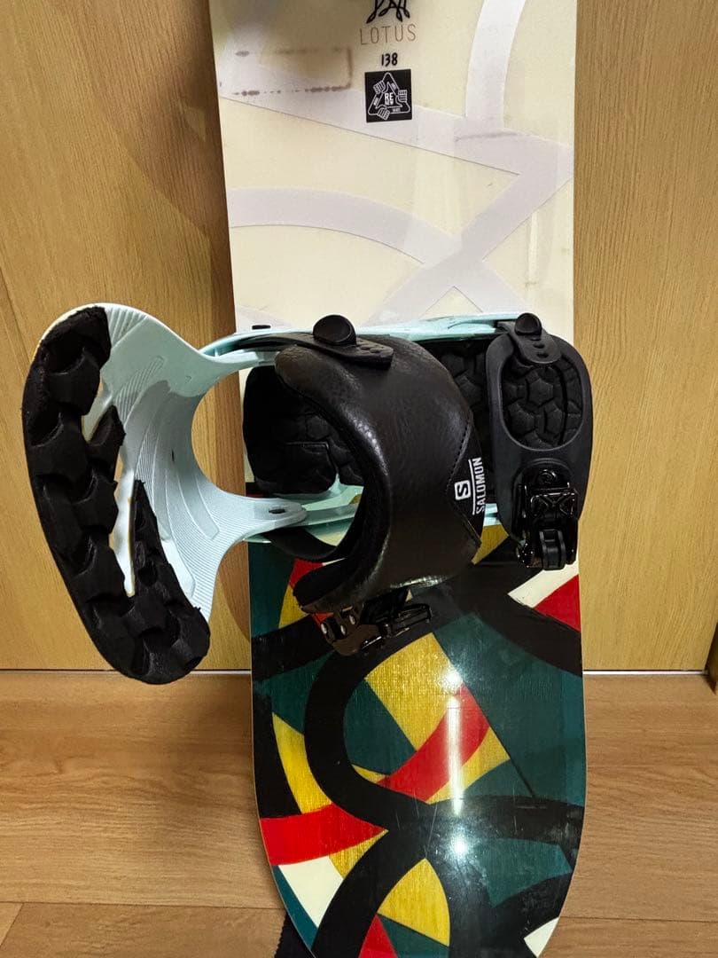 SALOMON Lotus 138cm スノーボード ビンディング ケース 付き