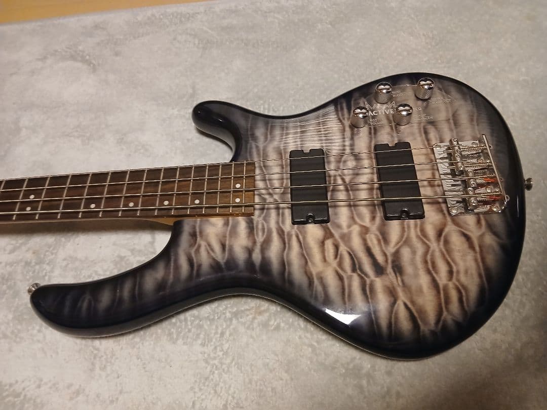Cort Action DLX エレキベース 4弦 ソフトケース付 美品
