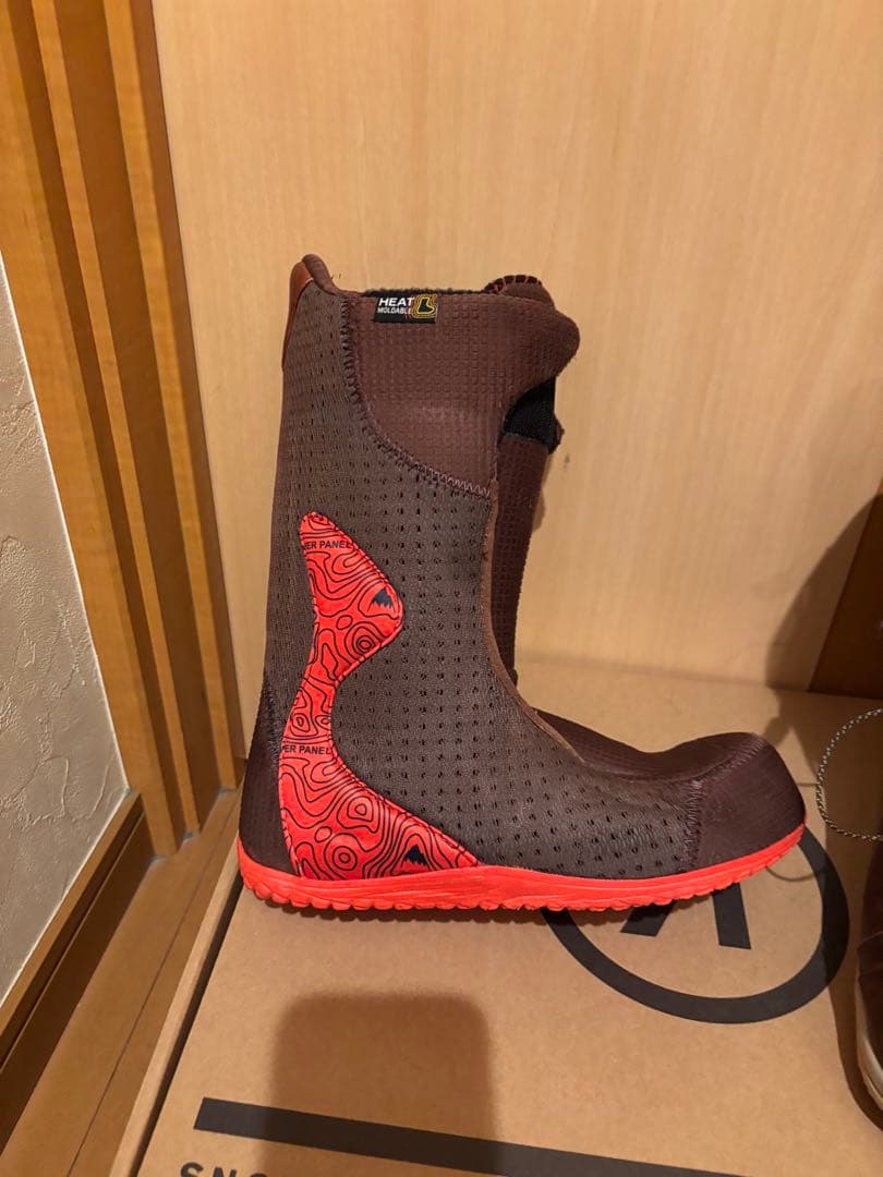 バートンアイオンレザー