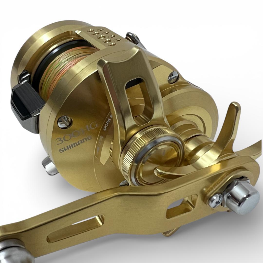 美品 SHIMANO 22オシアコンクエスト300HG(右) ジギング リール