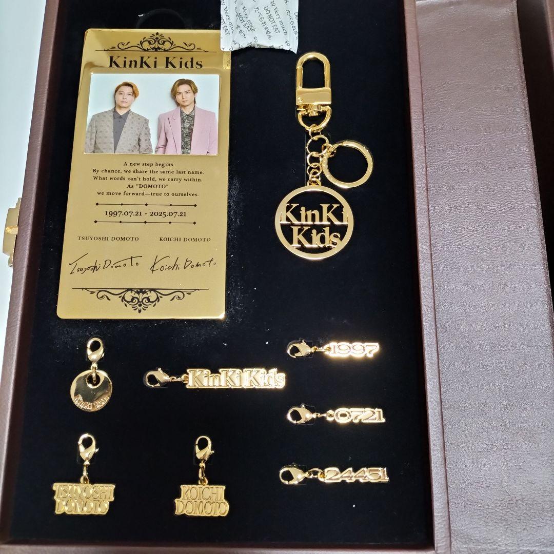 KinKi Kids/39 Very much ファミクラストア DVD付　中古