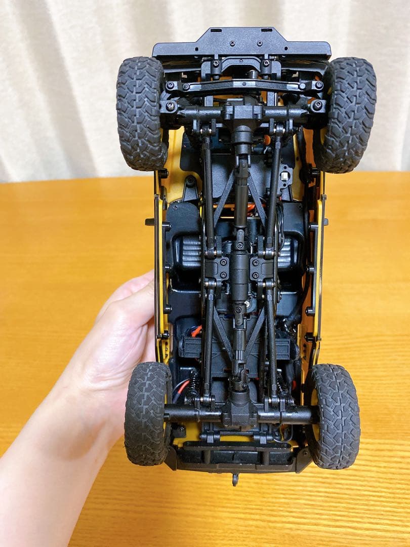 FMS ラジコン　DISCOVERY 1/24 ランドローバー fcx24m