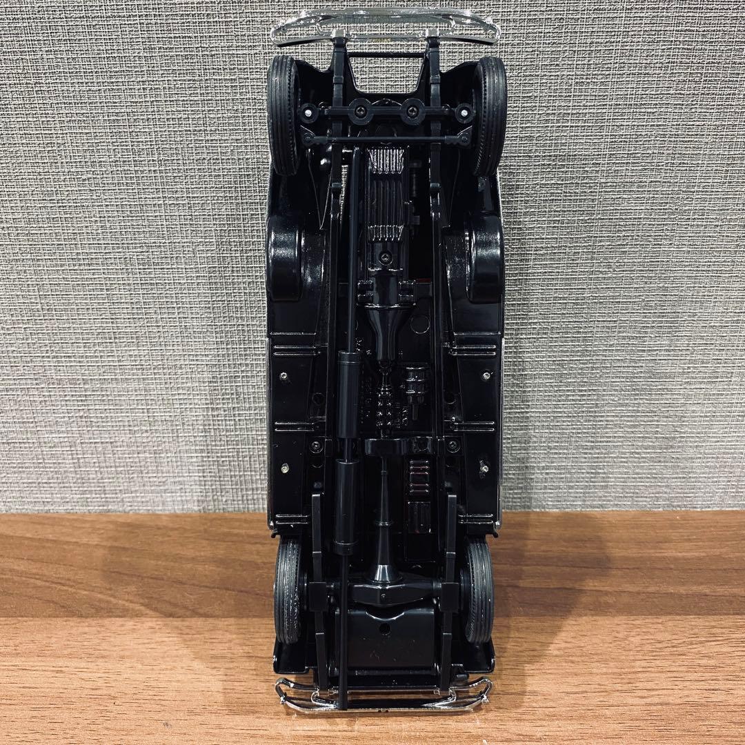 【天皇陛下】の旧御料車 1935型メルセデス・ベンツ770菊紋付き60年記念