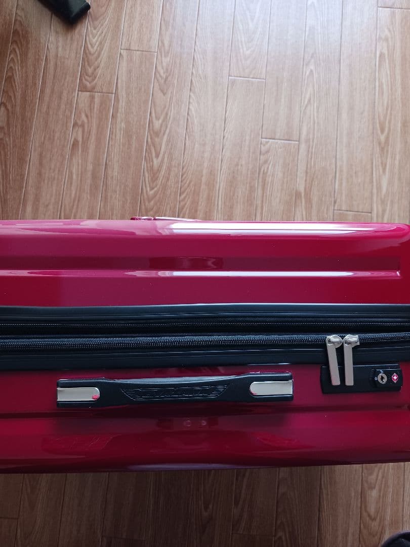 矢沢永吉E.YAZAWA 赤 キャリーケース 大型　希少品