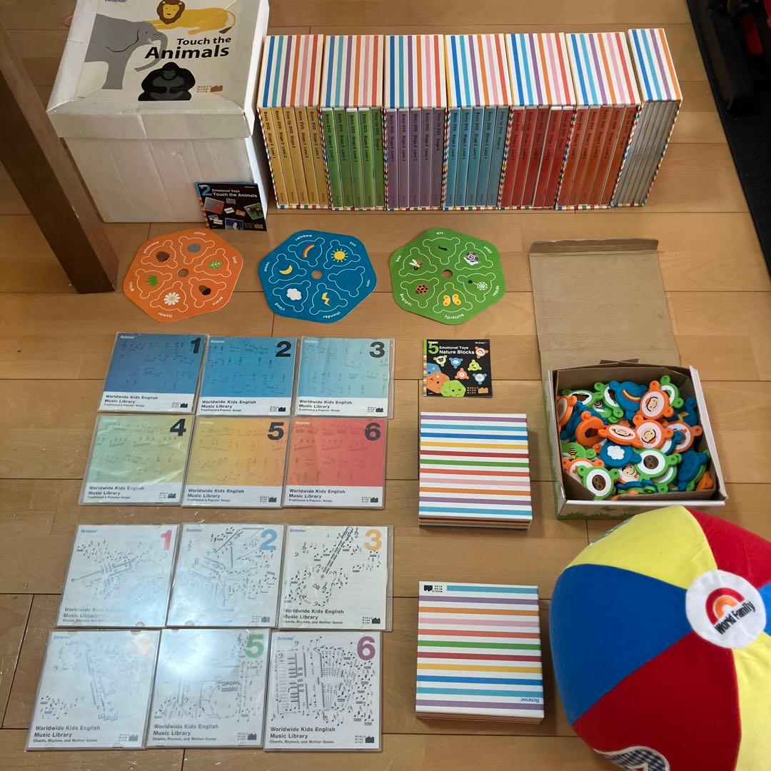 大特価★ほぼ未使用DVDとCD！ワールドワイドキッズ　ほぼフルセット　英語教育