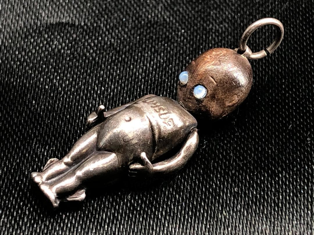 【 FUMSUP TOUCH WOOD チャーム 】 ビクトリア朝～第一次大戦中