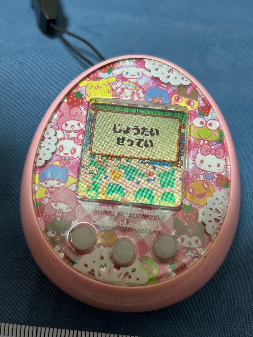 バンダイ　たまごっちみーつ　サンリオキャラクターズ