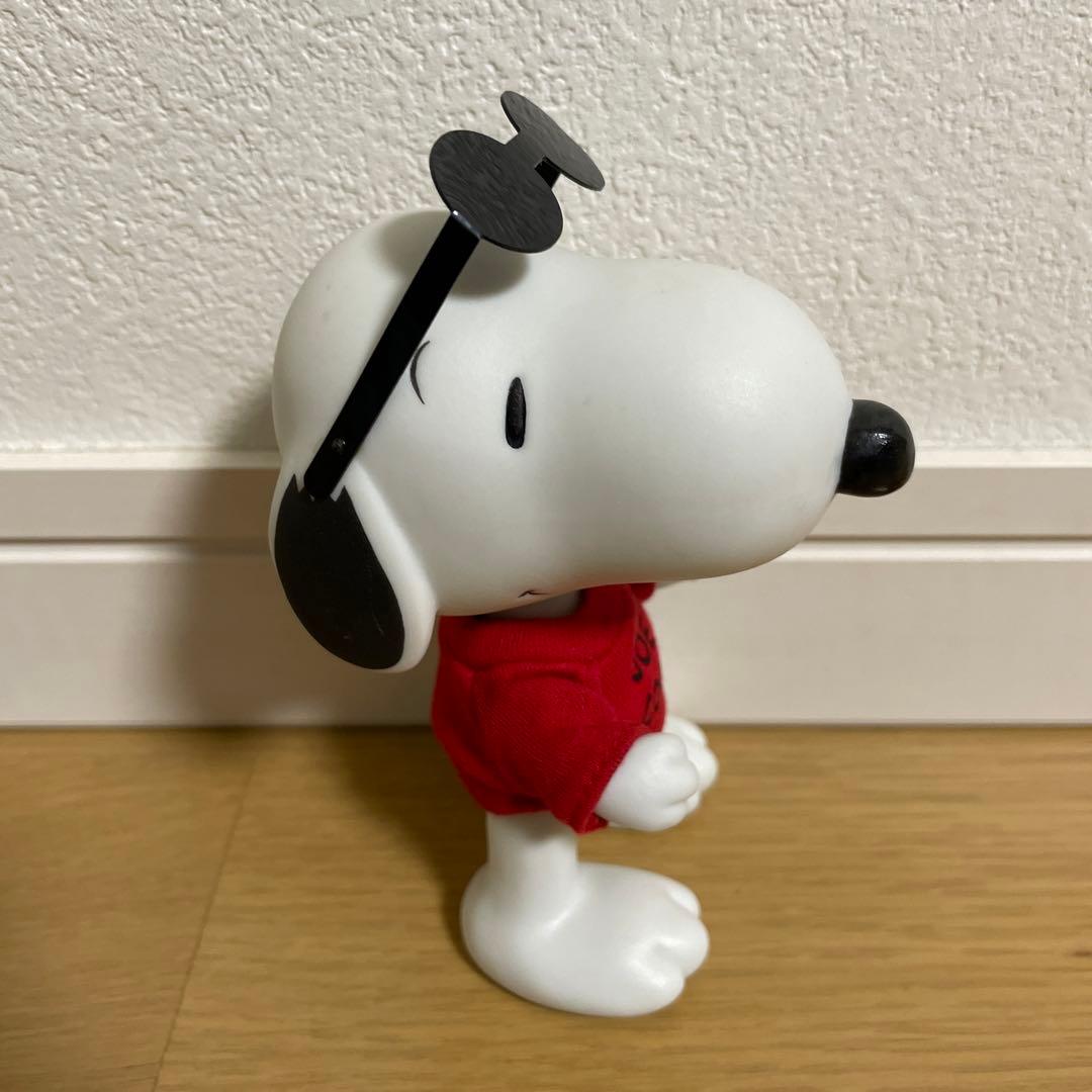 スヌーピーJOECOOLのフィギュア