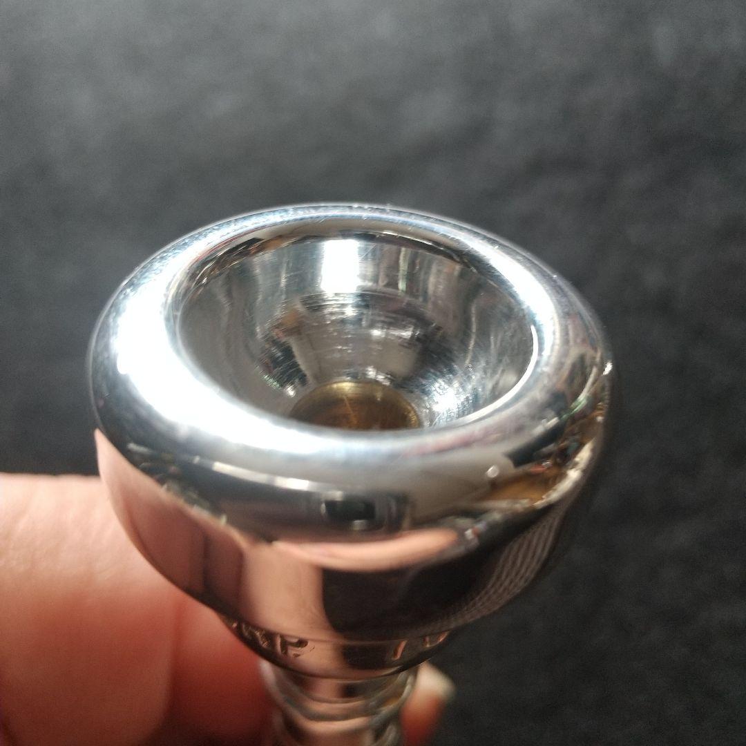 Bach トランペットマウスピース 7C 。ノーピリオド。ビンテージ