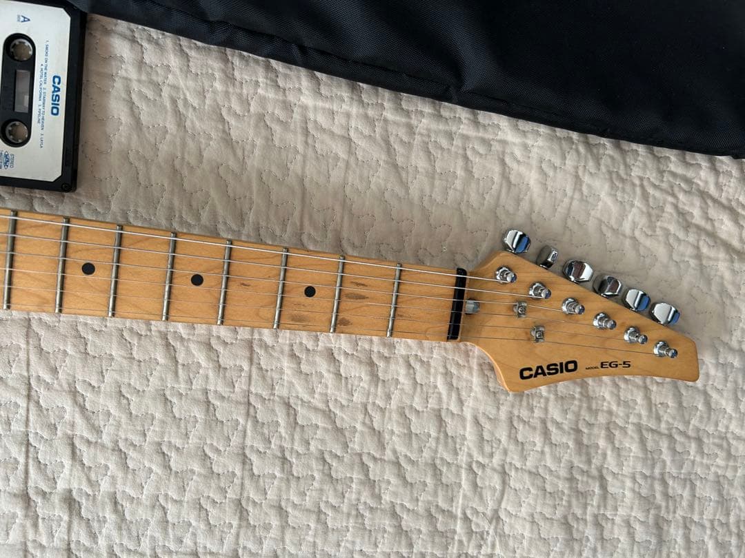 CASIO エレキギター スピーカー付き