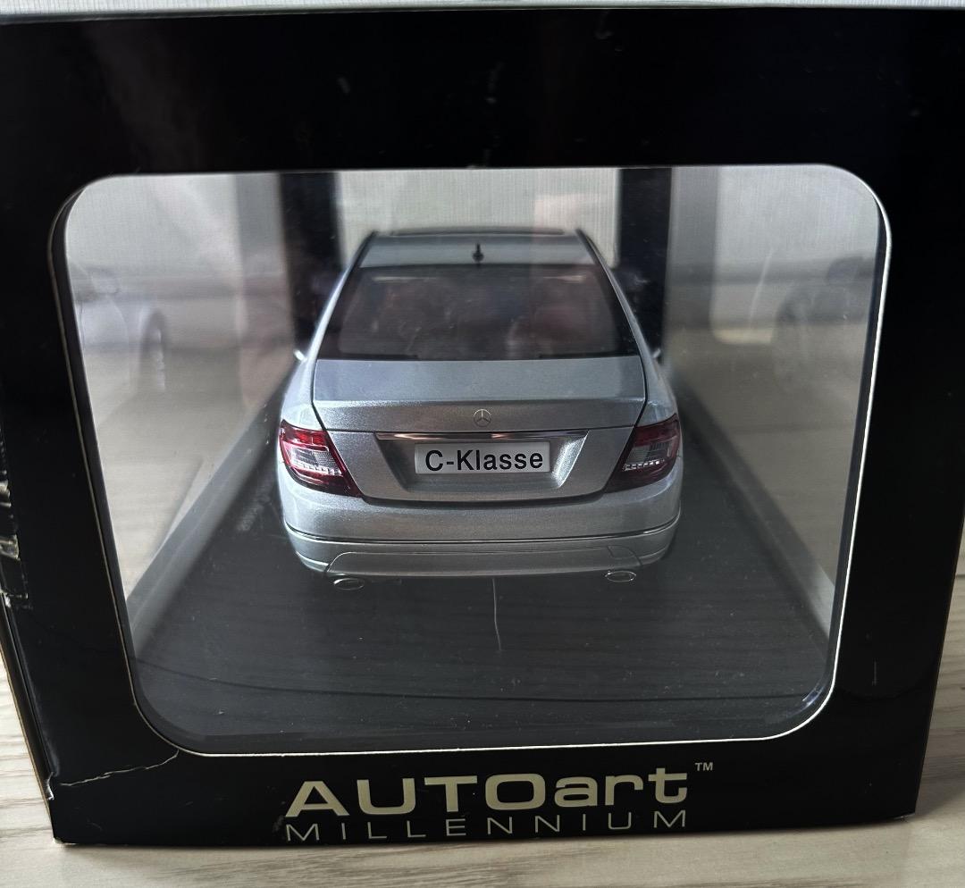 オートアート 1/18 メルセデス ベンツ Cクラス ミニカー