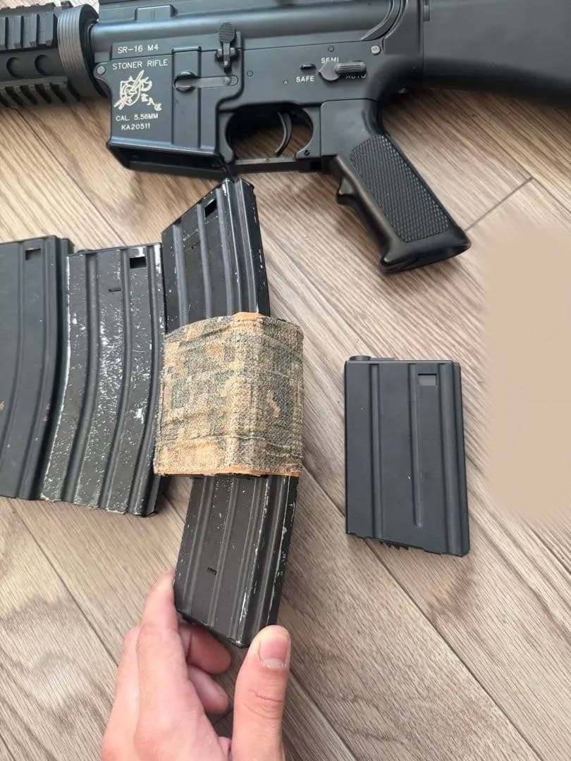 TOKYO MARUI SR-16 M4A1 スタンダード電動ガン