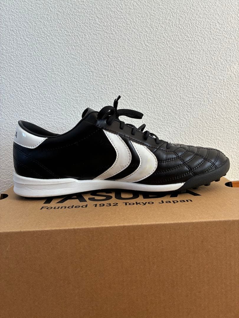 YASUDA サッカーシューズ　27.0cm