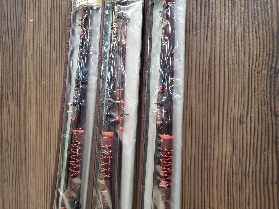 未使用　カーボン舟竿　秘伝　1-210　３本セット