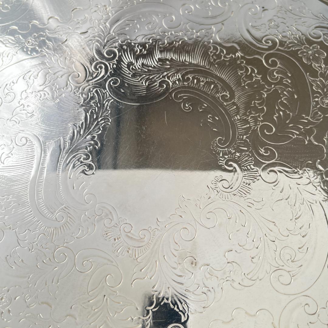 【英国】チッペンデール ギャラリートレー / ドリンクトレー 31.5cm