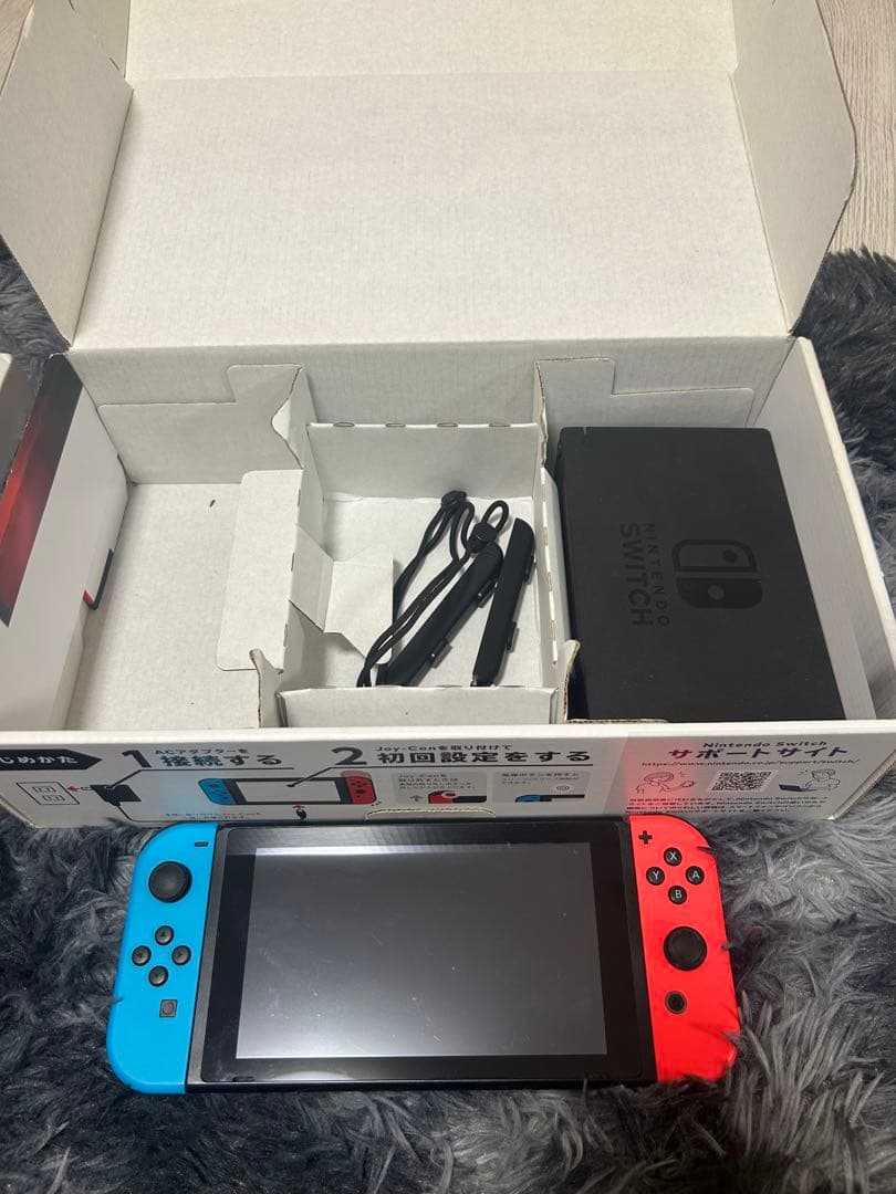 Nintendo Switch 青/赤 本体