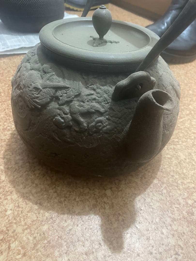 【龍文堂造】 鉄瓶 彫刻模様 アンティーク 工芸品