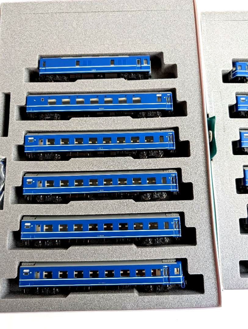 KATO 24系 寝台特急「ゆうづる」 6両基本+6両増結セット　計12両