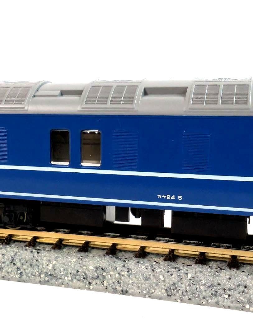 KATO 24系 寝台特急「ゆうづる」 6両基本+6両増結セット　計12両