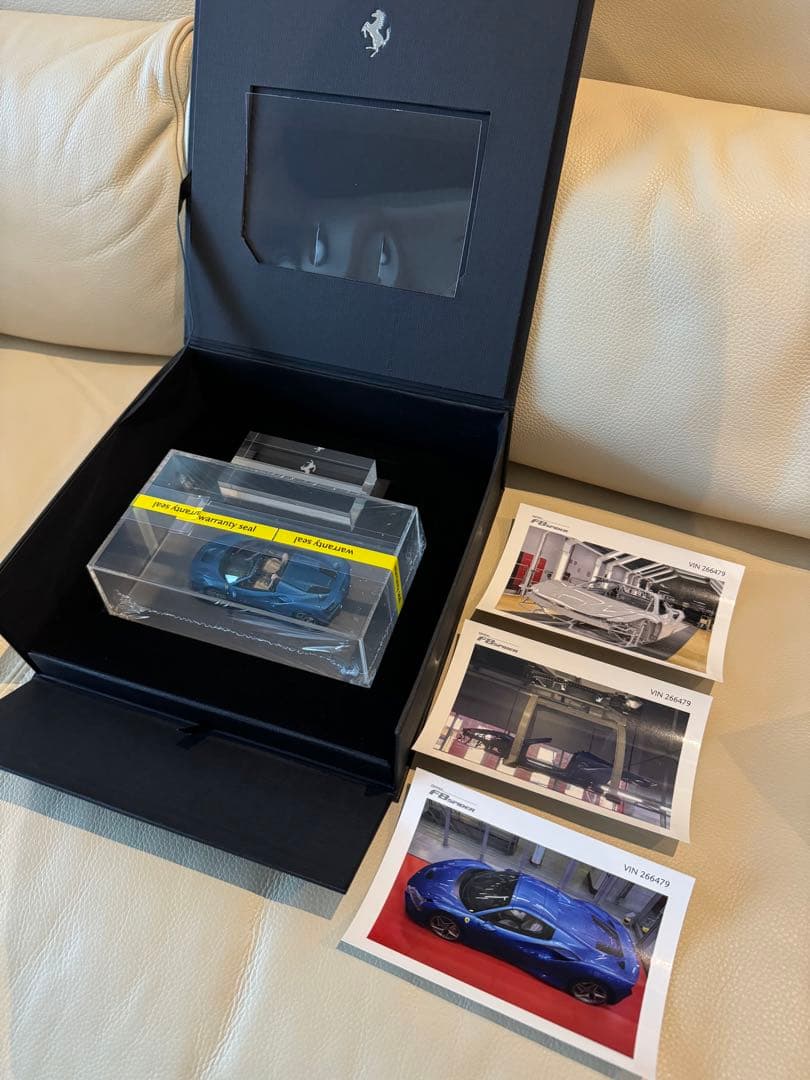 【非売品】FerrariF8SPIDERスケールカー