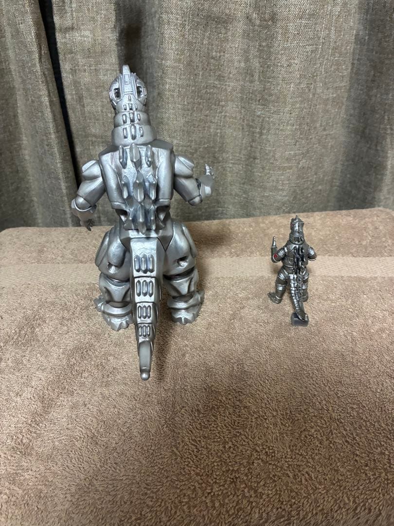 ディアゴスティーニ 東宝怪獣コレクションメカゴジラ