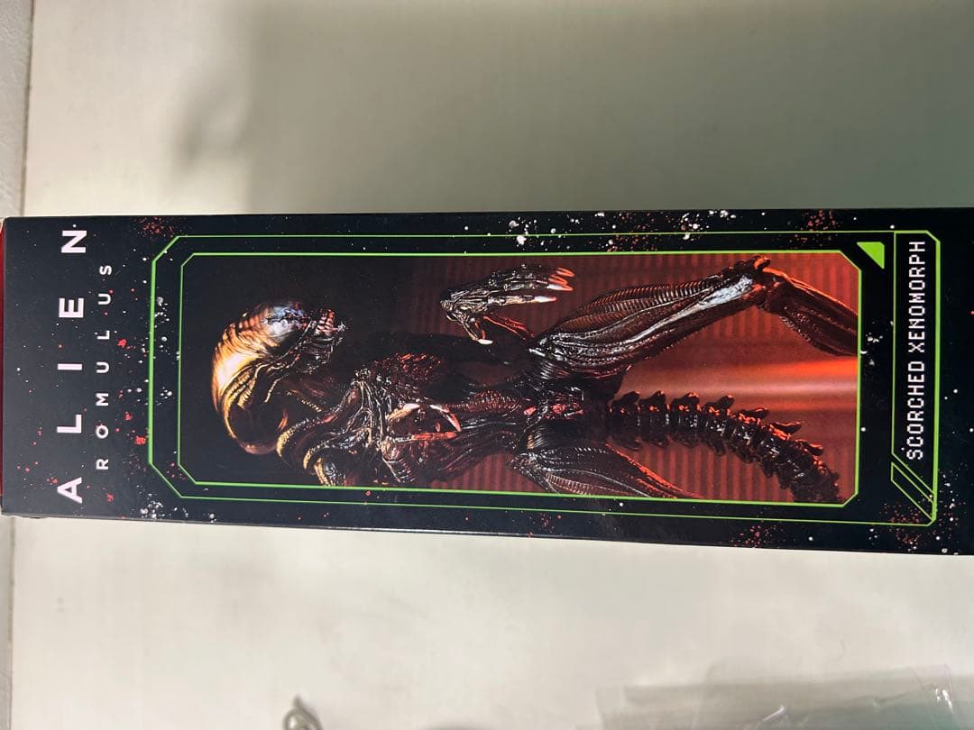 NECA ネカ スコーチドゼノモーフ エイリアン ロムルス フィギュア