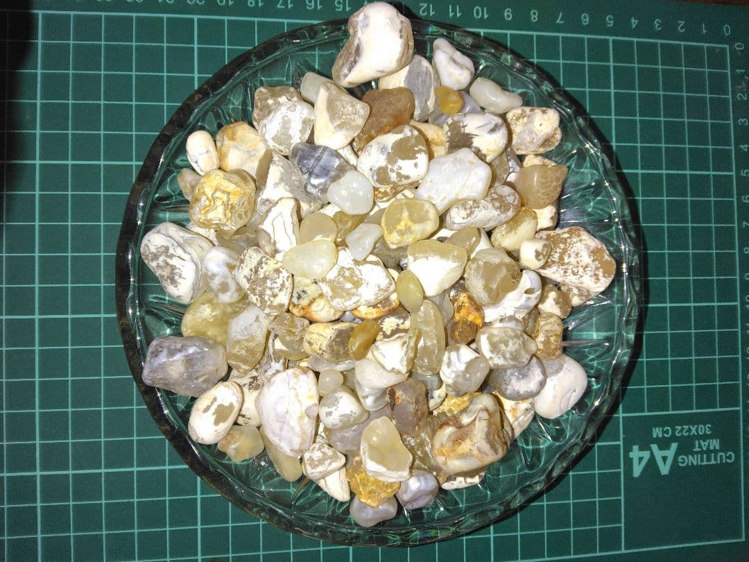 北海道各地産　瑪瑙　瑪瑙原石 鉱物標本　天然石　宝石　厳選美品