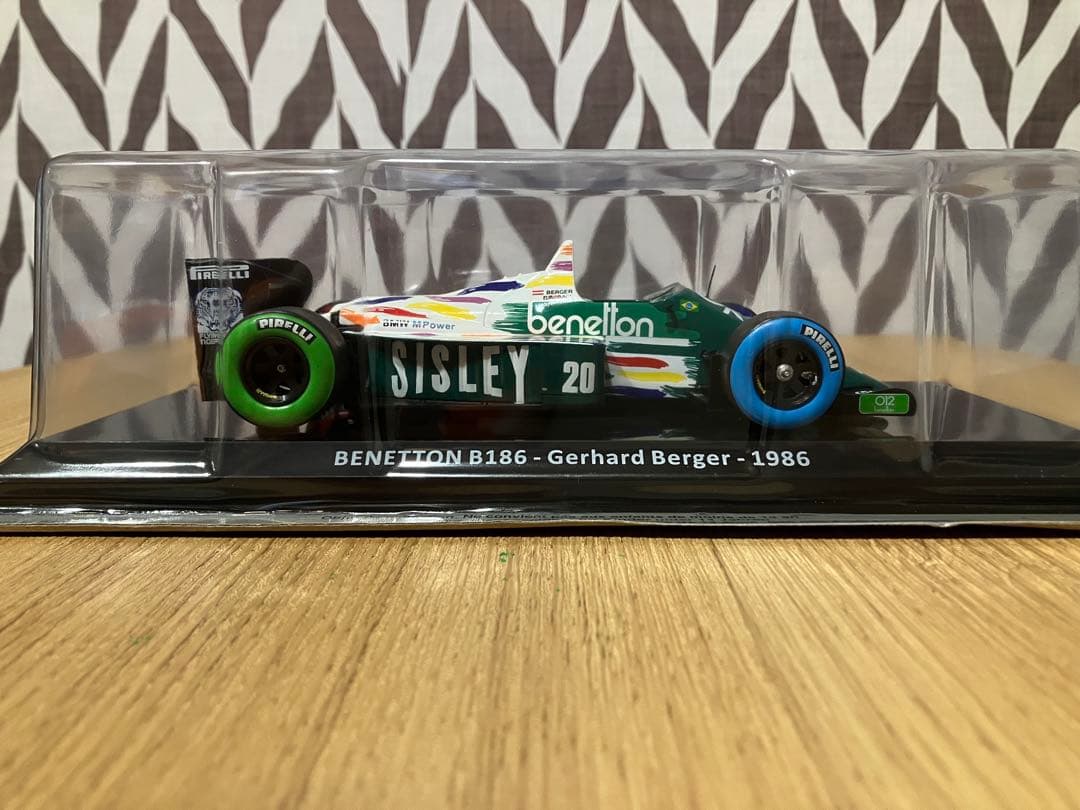日本未発売　ビッグスケールF1コレクション　ベネトンB186 1986年