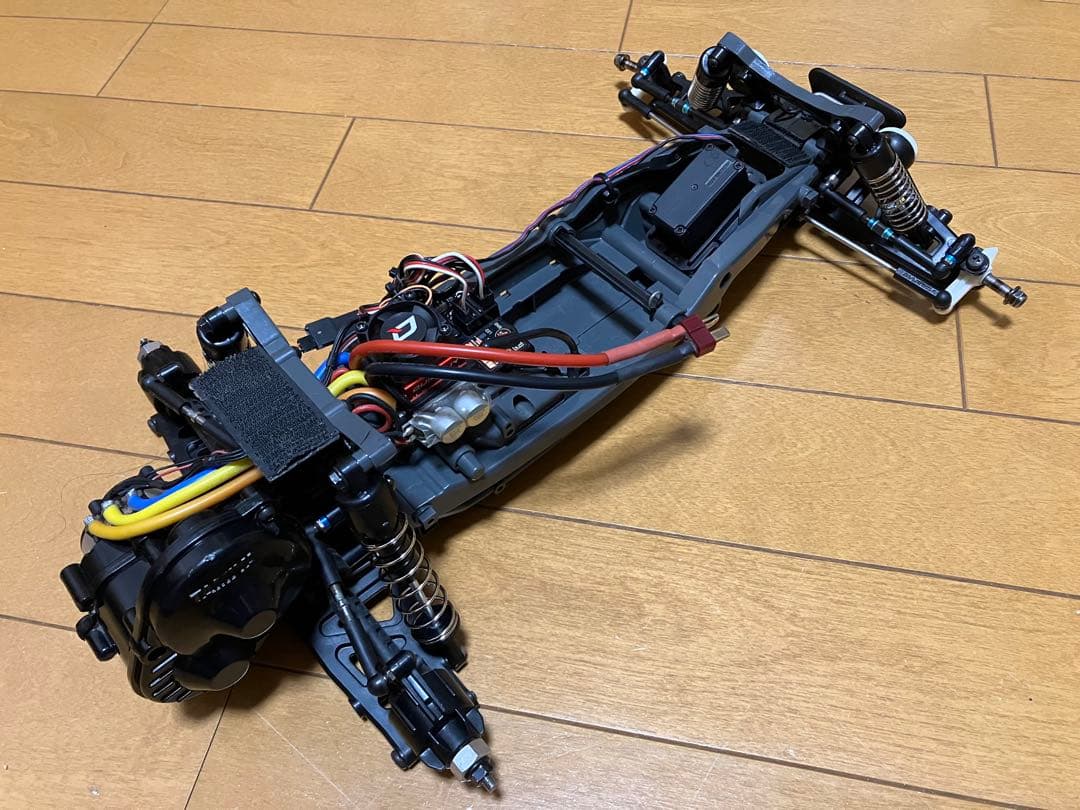 タミヤ DT-03(メカ一式装着済)