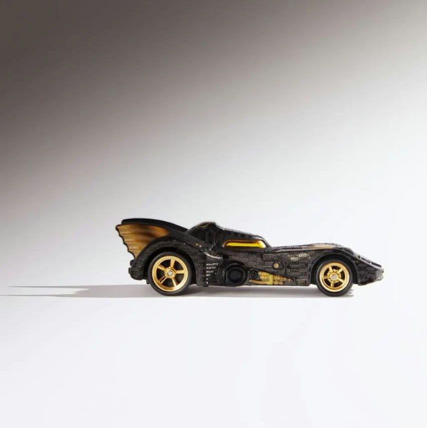 BATMAN　KITH 85周年　アニバーサリーコレクション　正規品