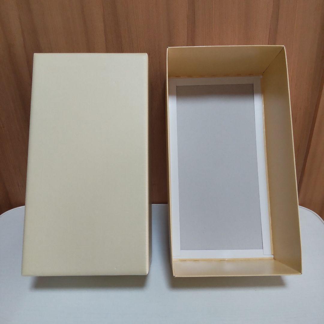 NIKKA BRADY X.O 白　660ml 40% ギフトボックス付き