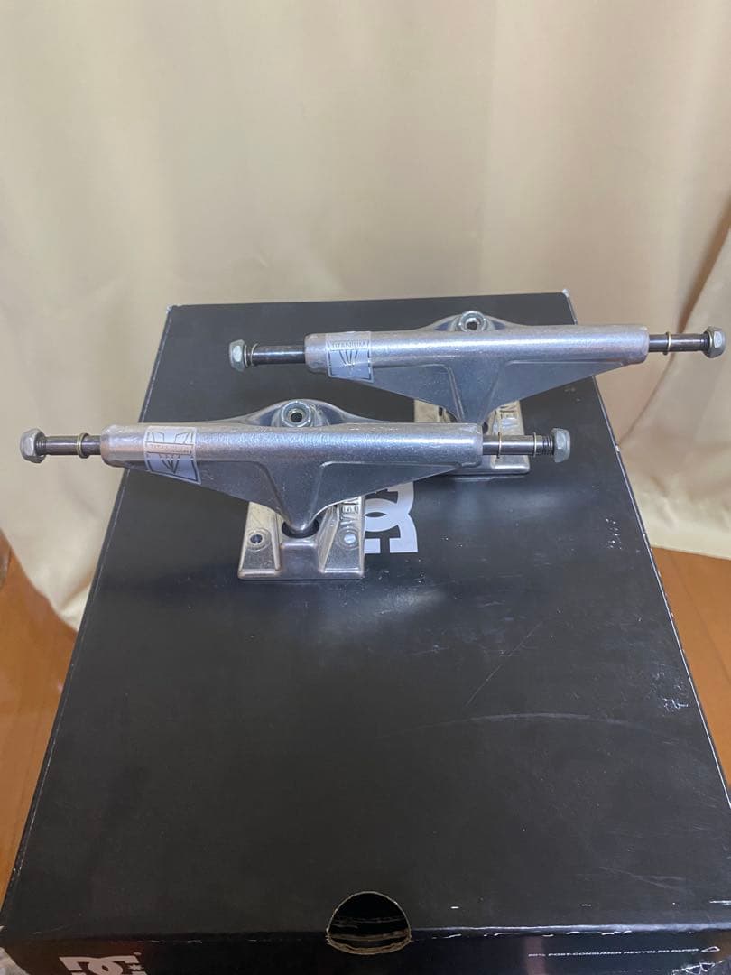 スケートボード DC LYNK OG & VENTURE V-TITANIUM 5.8Hi