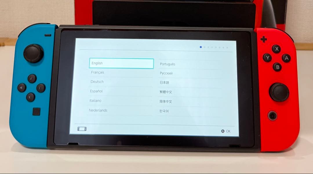 Nintendo Switch 本体 青/赤