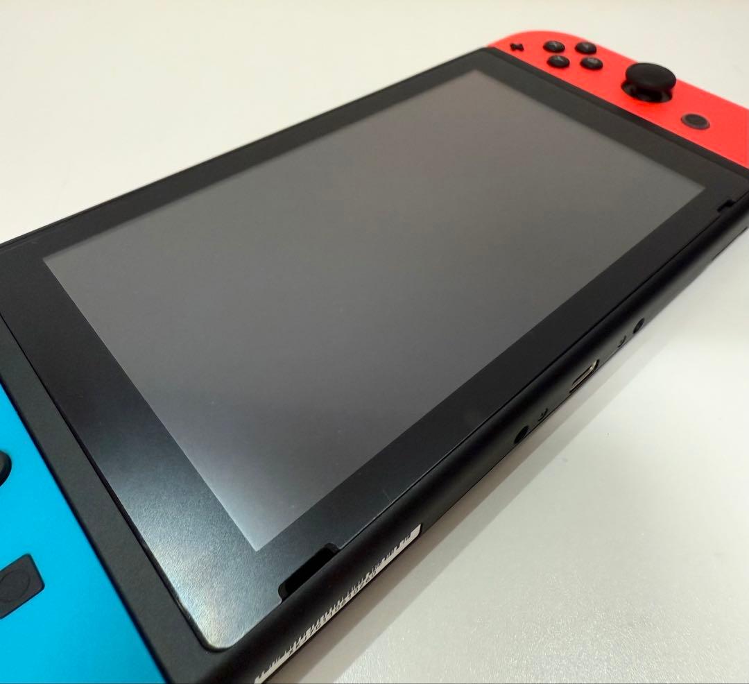 Nintendo Switch 本体 青/赤