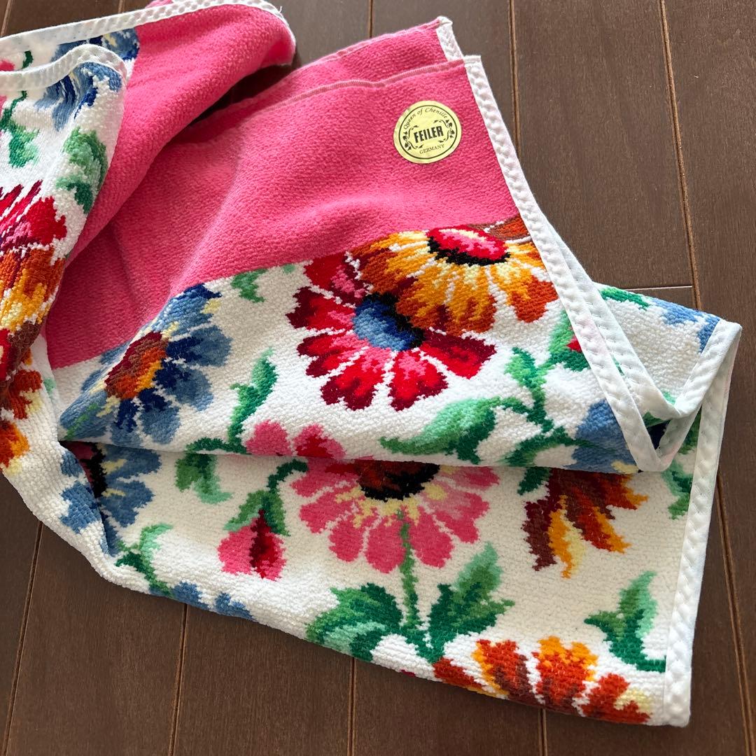 未使用　FEILER スポーツタオル　フェイラー　花柄　ピンク　ホワイト系