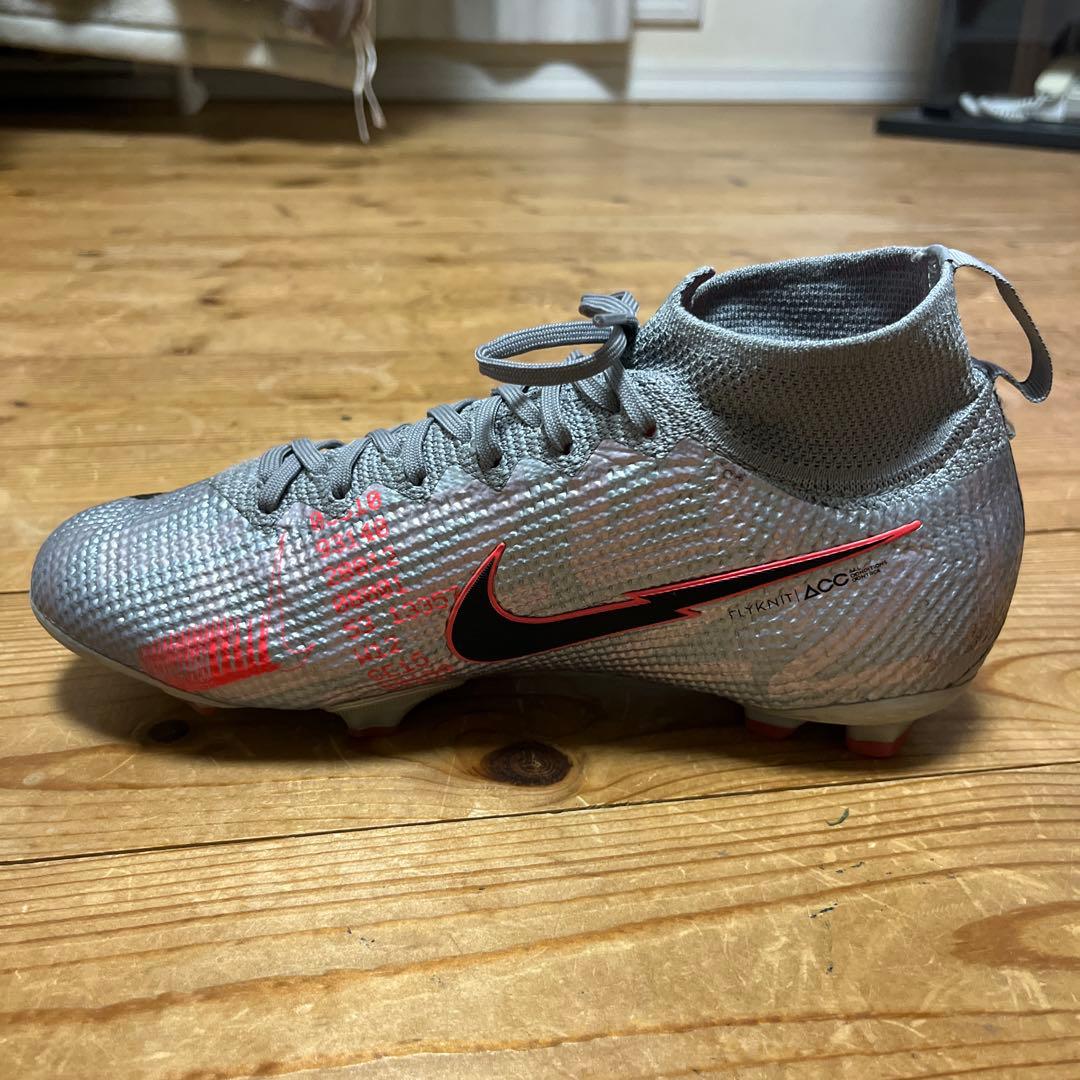 Nike マーキュリアルベイパー13 ハイカット　25.5cm