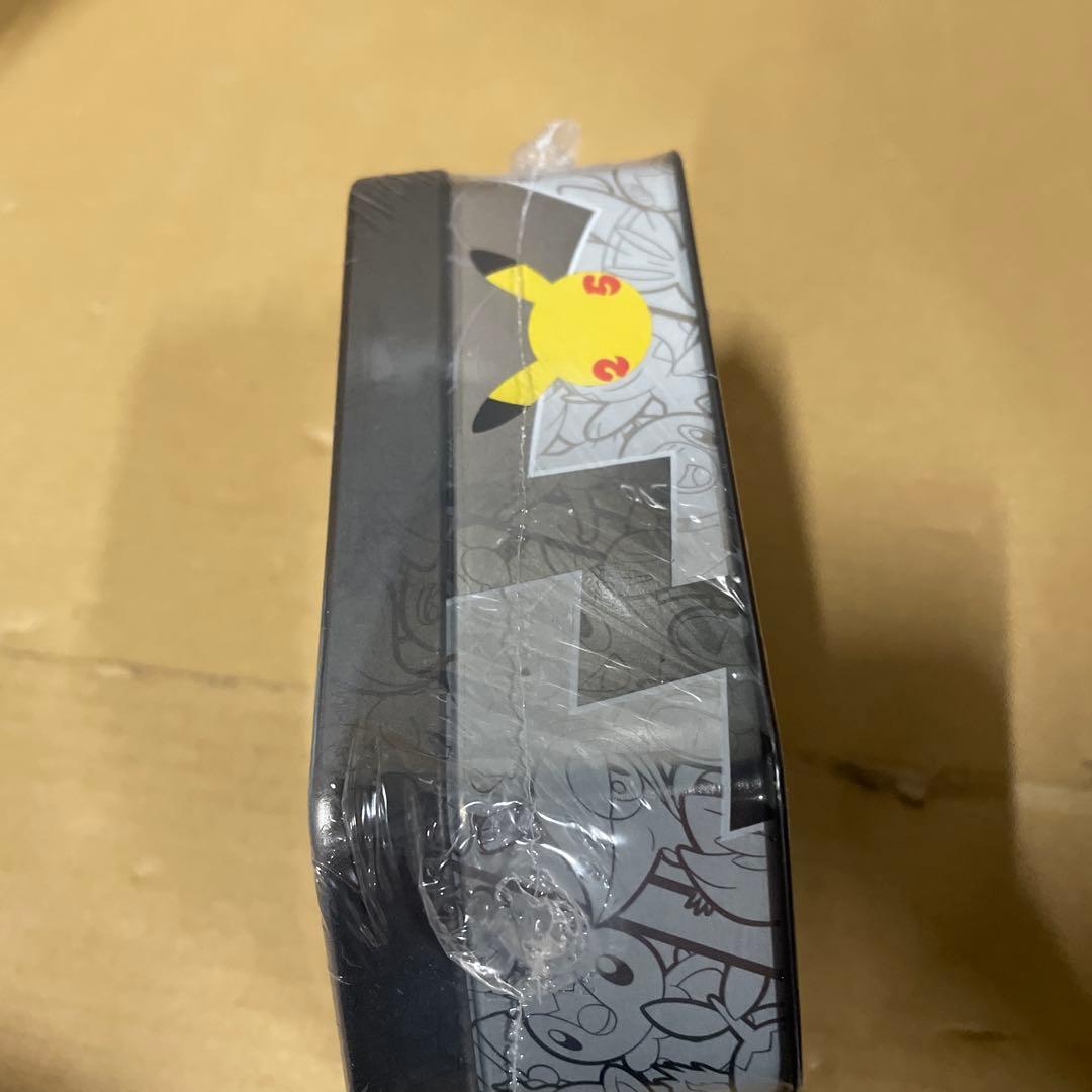 パ*ん様 Pokémon Anniversary CelebrationsTin