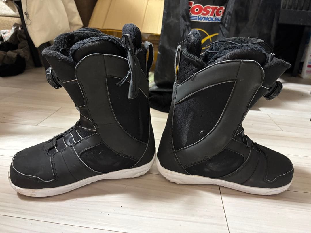 女性用スノーボードブーツ ブラック 22.5