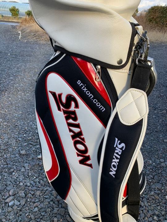 スリクソン　キャディバッグ
