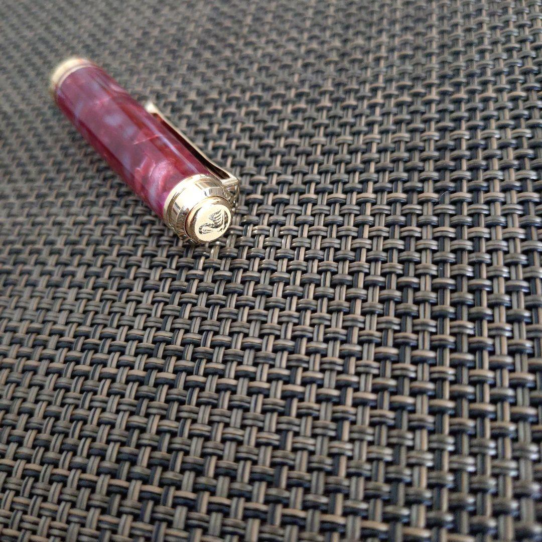 ペリカンスーベレーン　M320　ルビーレッド　万年筆