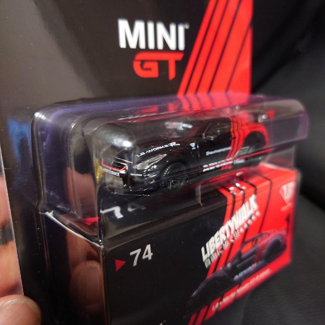 ☆MINIGT 1/64 LBWK ニッサン GT-R 74 R35☆