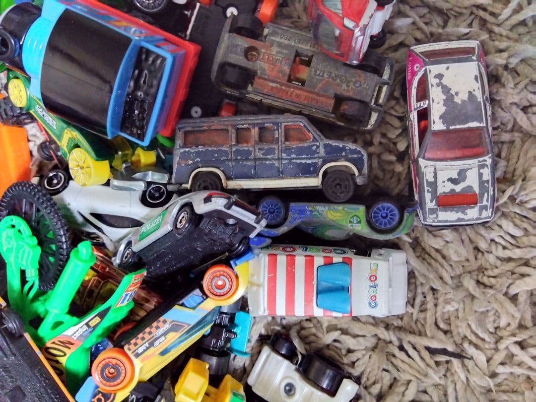 おもちゃカーまとめ売り13kg以上ジャンク品