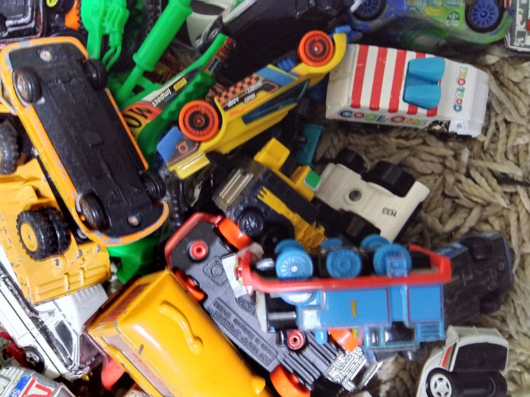 おもちゃカーまとめ売り13kg以上ジャンク品
