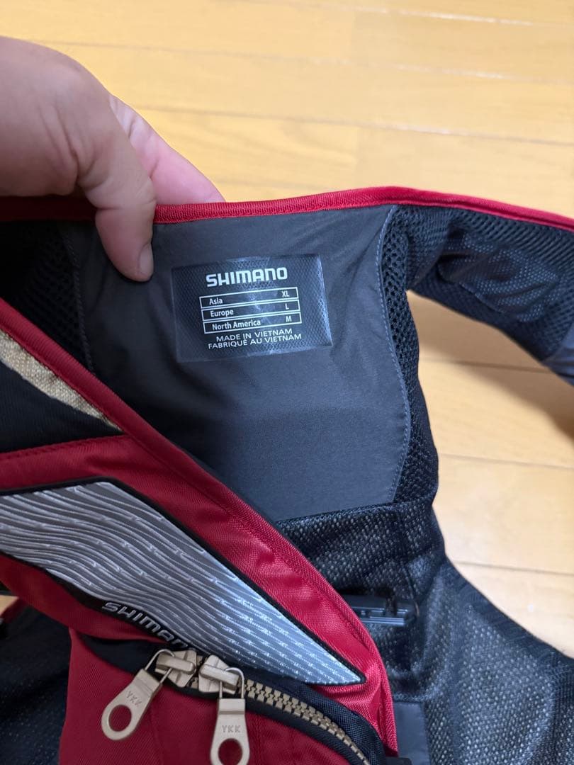 SHIMANO ライフジャケット 赤黒